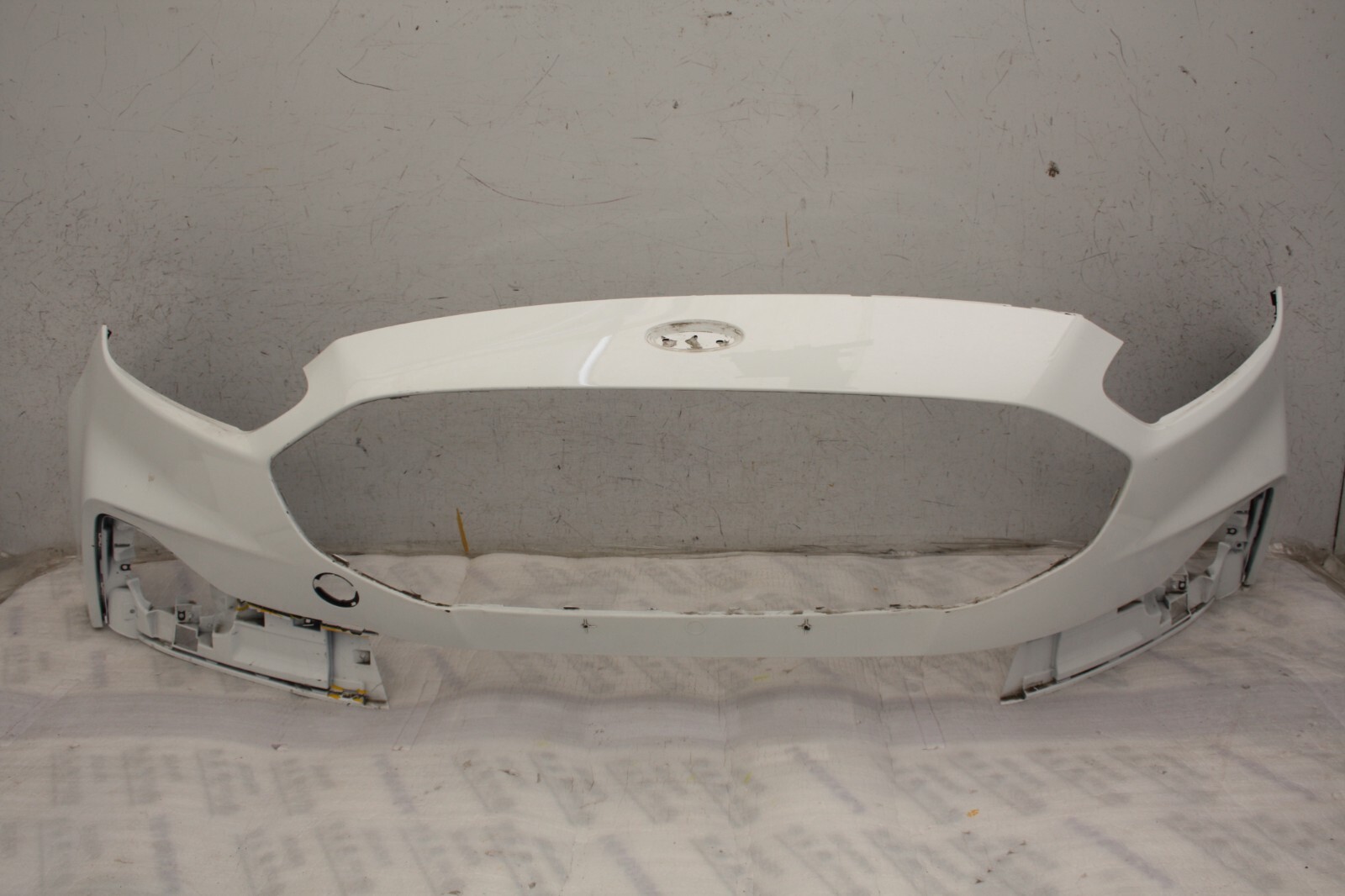 Ford Galaxy Front Bumper LM2B-17D957-A Genuine *DAMAGED*