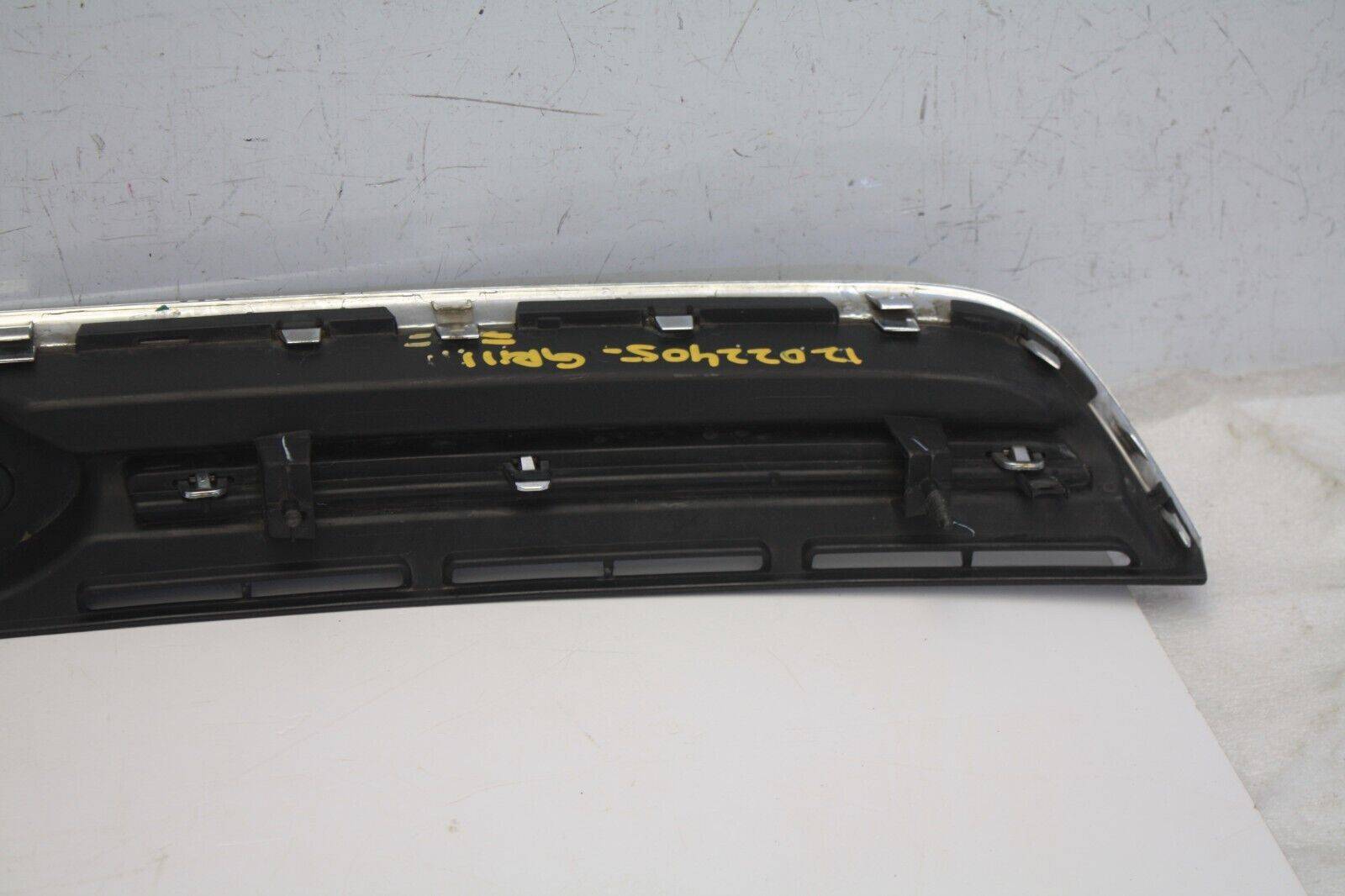 Ford-Kuga-Front-Bumper-Grill-2013-TO-2016-CV44-8200-A-Genuine-176236968836-11