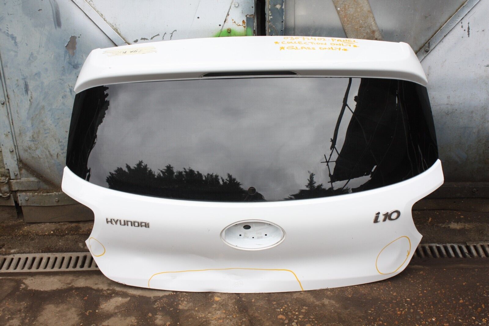 Hyundai i10 Tailgate Bootlid 2014 to 2020 Genuine *GLASS ONLY*