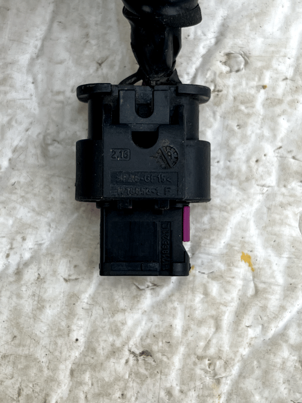 Hyundai i40 Front PDC Parking Sensor Wiring Loom Connector 116709171 Genuine 178510567716 4