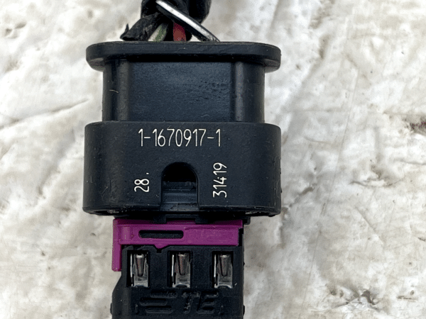 Hyundai i40 Front PDC Parking Sensor Wiring Loom Connector 116709171 Genuine 178510567716 8