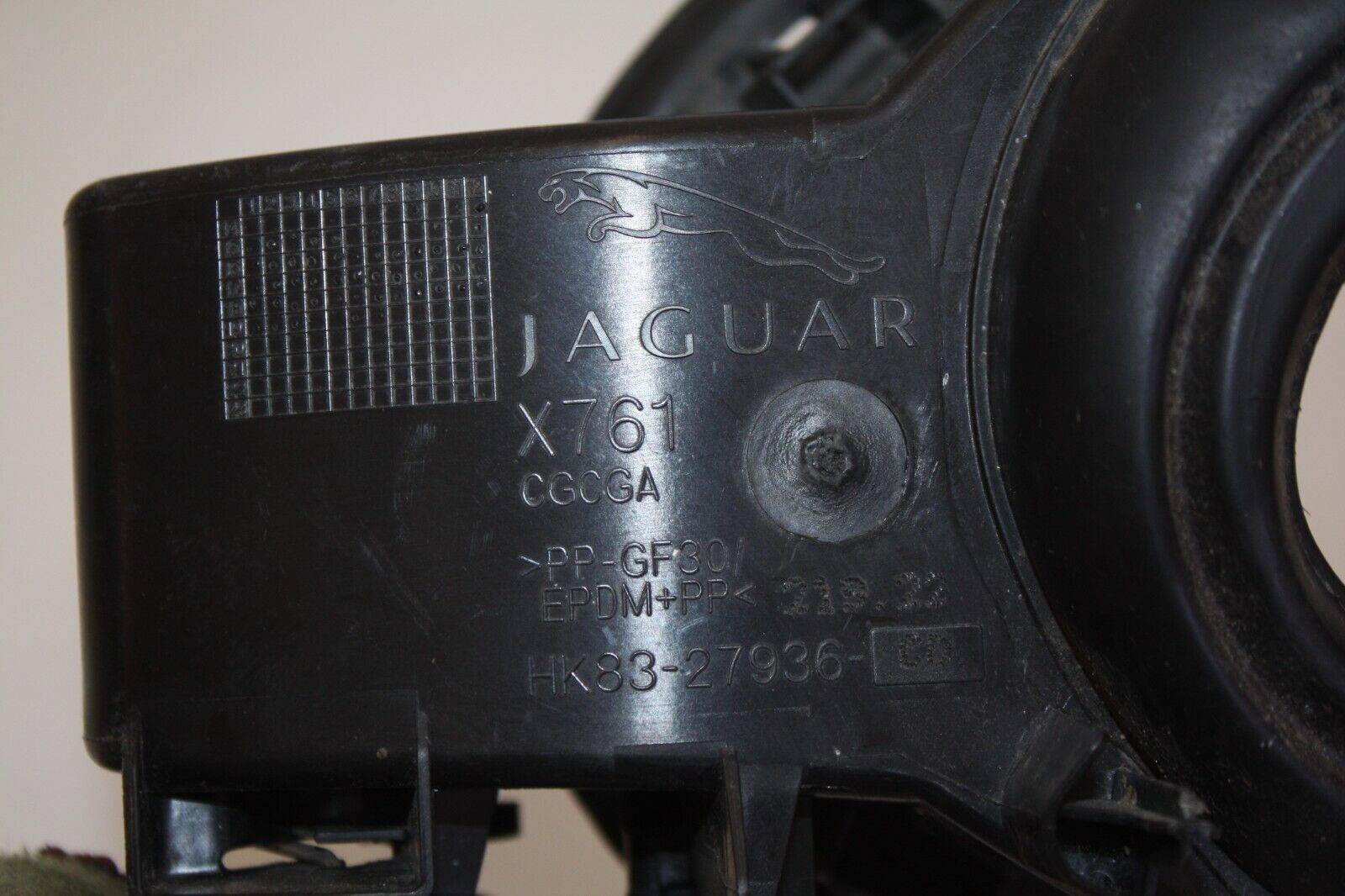 Jaguar-F-Pace-X761-Fuel-Tank-Flap-Cover-Cap-HK83-27936-CD-Genuine-176230606986-10