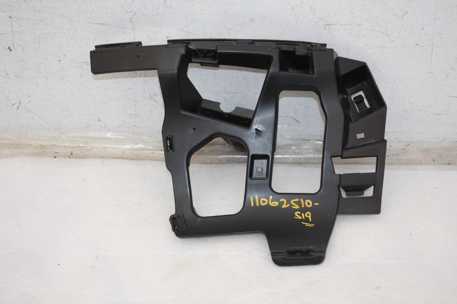 Jaguar I Pace Front Bumper Right Bracket 2018 ON J9D3-17C862-A Genuine