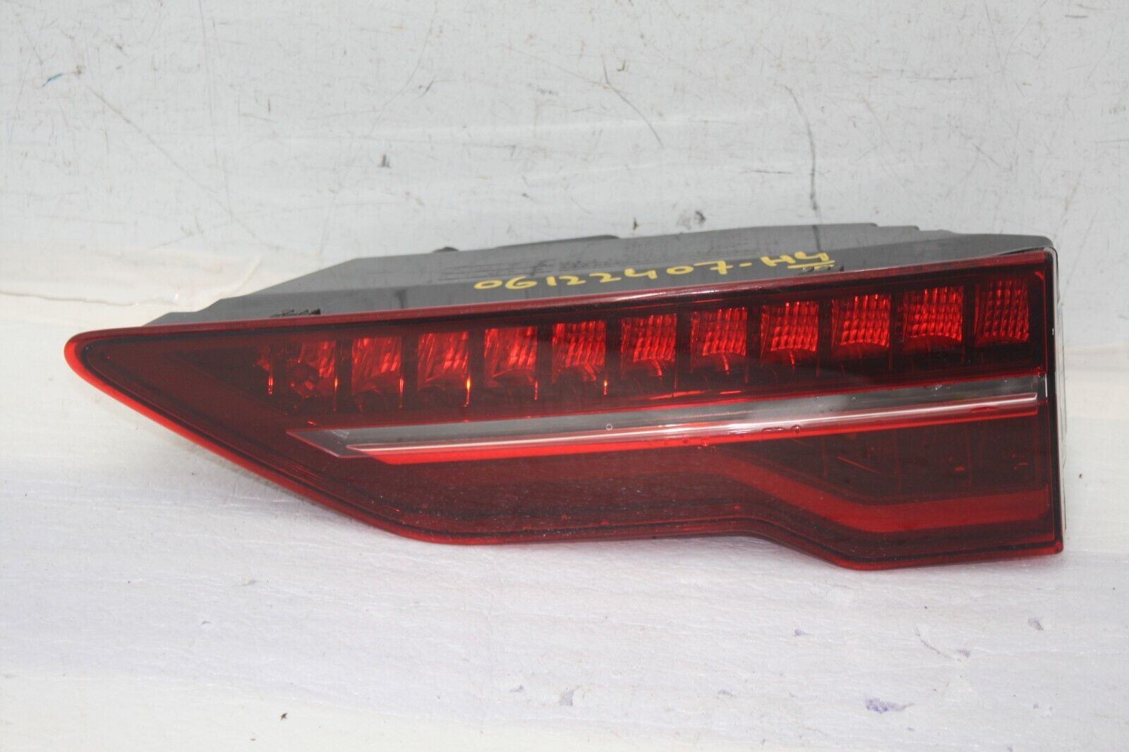 Jaguar I Pace X590 Right Side Tailgate Tail Light 2018 ON J9D3-13A420-CC Genuine