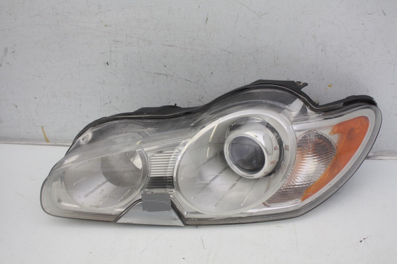 Jaguar XF X250 Left Side Xenon Headlight 2007 TO 2011 Genuine *DAMAGED*