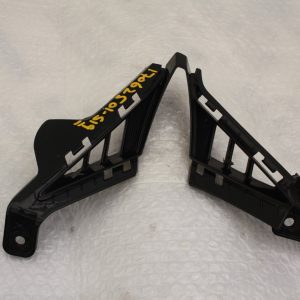 Kia Ceed Front Bumper Left Grill 2021 ON 86563-J7DA0 Genuine *DAMAGED* - Image 1