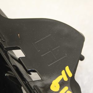 Kia Ceed Front Bumper Left Grill 2021 ON 86563-J7DA0 Genuine *DAMAGED* - Image 9