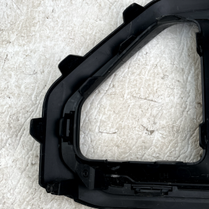 Kia Sportage Front Bumper Left Fog Light Trim Cover 2025 ON 86593-R2700 Genuine - Image 9