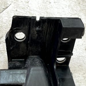 LR Discovery Sport L550 Front Left Headlight Bracket 2019 ON LK7271561A Genuine - Image 9