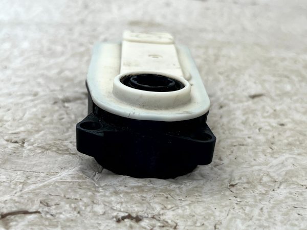 LR Range Rover Evoque L551 Shutter Grille Actuator Motor 5877R1007A Genuine 178505716646 5