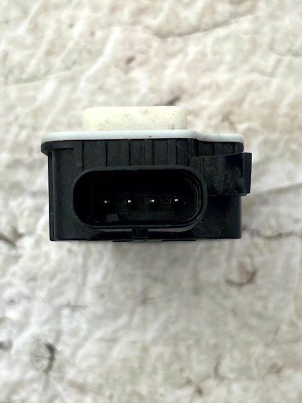 LR Range Rover Evoque L551 Shutter Grille Actuator Motor 5877R1007A Genuine 178505716646 6