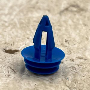 LR Range Rover Evoque Wheel Arch Moulding Trim Mounting Clip LR027255 Genuine - Image 6