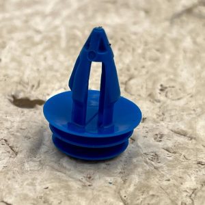 LR Range Rover Evoque Wheel Arch Moulding Trim Mounting Clip LR027255 Genuine - Image 7