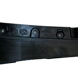LR Range Rover L460 Front Bumper Left Mud Flap Trim M8E2-17F018-A - Image 3