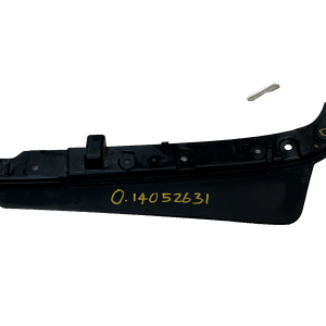 LR Range Rover L460 Front Bumper Left Mud Flap Trim M8E2-17F018-A - Image 6