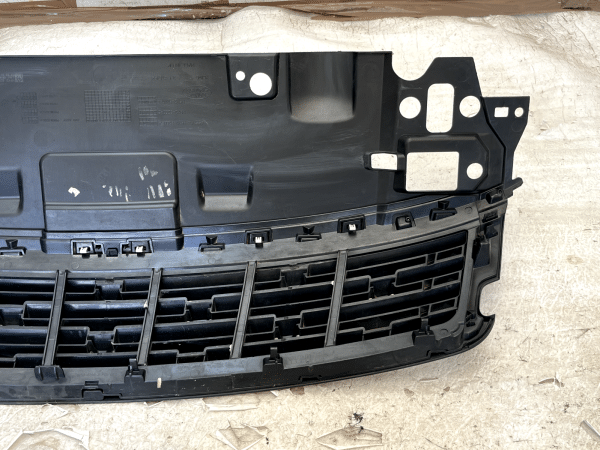 LR Range Rover Sport L461 Front Bumper Upper Grille 2022 ON N9X2 8200 A Genuine 178516121446 11