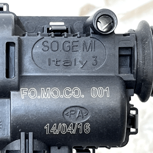 LR Range Rover Velar L560 Fuel Tank Filler Flap Actuator 3M51-220A20-AC Genuine - Image 9