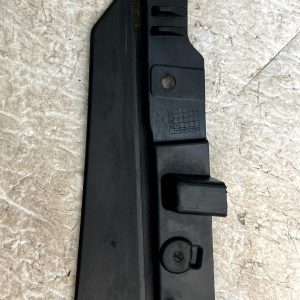 LR Range Rover Vogue L460 Front Bumper Left Mud Flap Trim M8E2-17F018-A Genuine - Image 3
