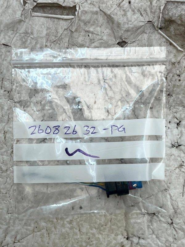 Land Rover Defender Discovery Parking Sensor Plug Connector 3 2236343 5 Genuine 178502260766 9