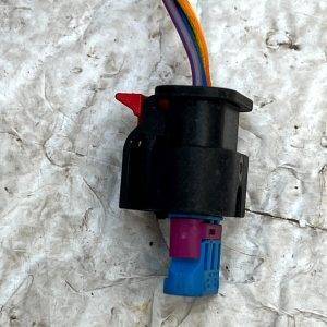 Land Rover Defender Discovery Parking Sensor Plug Connector 322363435 Genuine 12 Land Rover Defender Discovery Parking Sensor Plug Connector 322363435 Genuine - Image 4