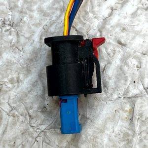 Land Rover Defender Discovery Parking Sensor Plug Connector 322363435 Genuine 13 Land Rover Defender Discovery Parking Sensor Plug Connector 322363435 Genuine - Image 5