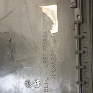 Land Rover Defender L663 110 Front Right Pillar Trim 2020 ON L8B2-025A52-BEW - Image 10