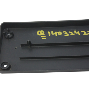 Land Rover Discovery Front Bumper Number Plate 2017 ON HY32-13413-AA Genuine - Image 12