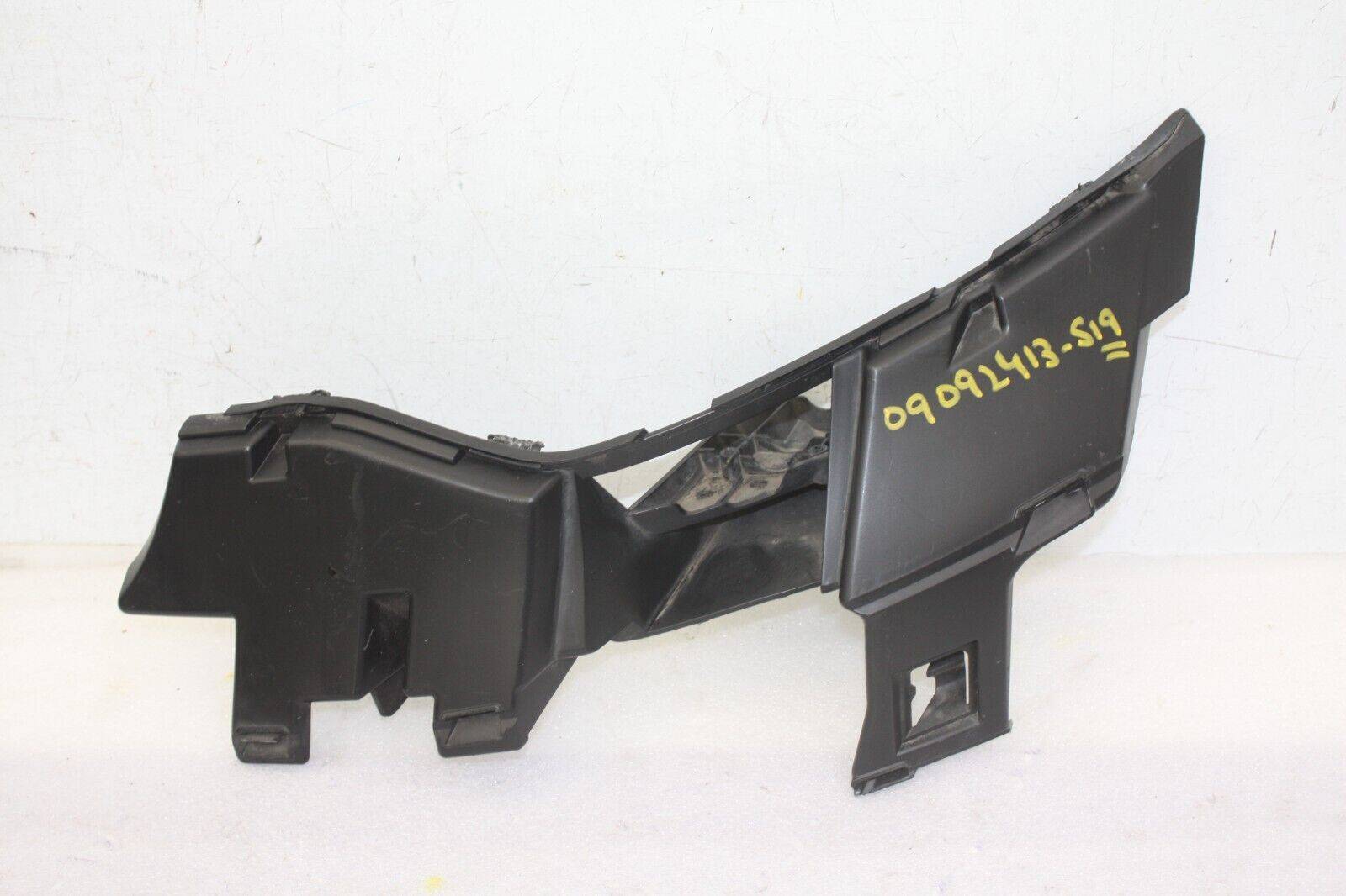 Land-Rover-Discovery-L462-Front-Bumper-Left-Bracket-2017-ON-HY32-17C863-AA-176571145636