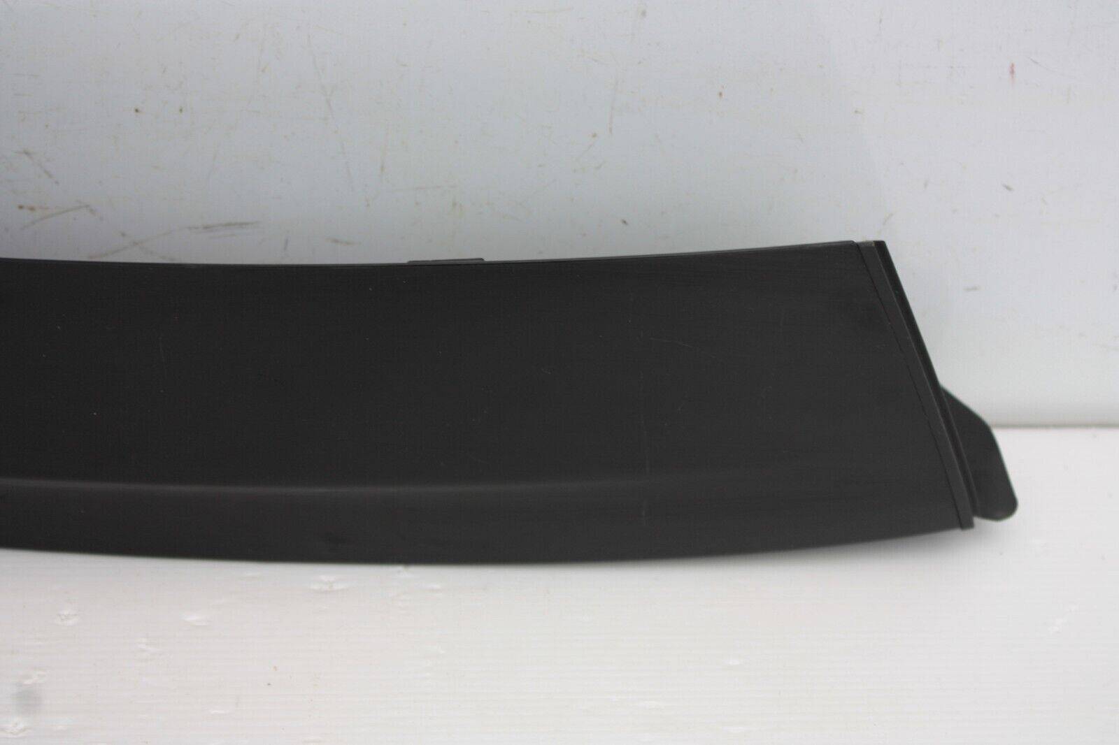 Land-Rover-Discovery-L462-Right-Side-D-Body-Pillar-Trim-HY32-29148-AE-Genuine-175385791106-5
