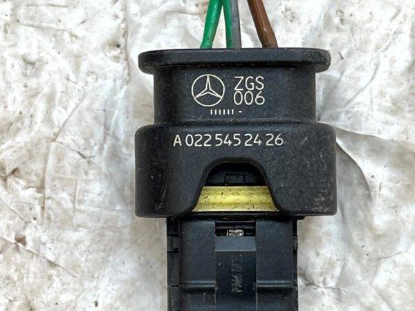 Mercedes A B C E CLA GLA PDC Parking Sensor Plug Connector A0225452426 Genuine 178436188586 8