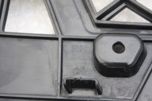 Mercedes A Class W177 AMG Front Bumper Right Bracket 2018 ON A1778858005 Genuine 178548445706 11