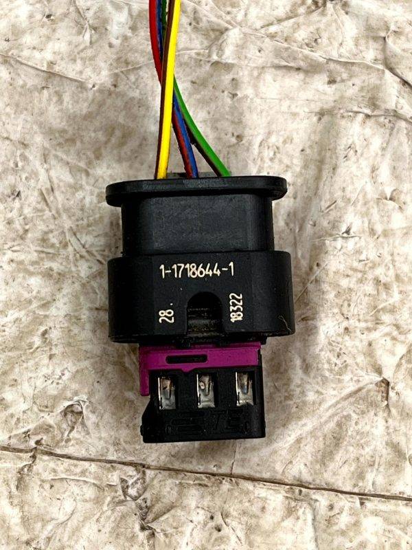 Mercedes Audi VW Parking Sensor Loom Plug Connector 1 1718644 1 Genuine 178507815626 2