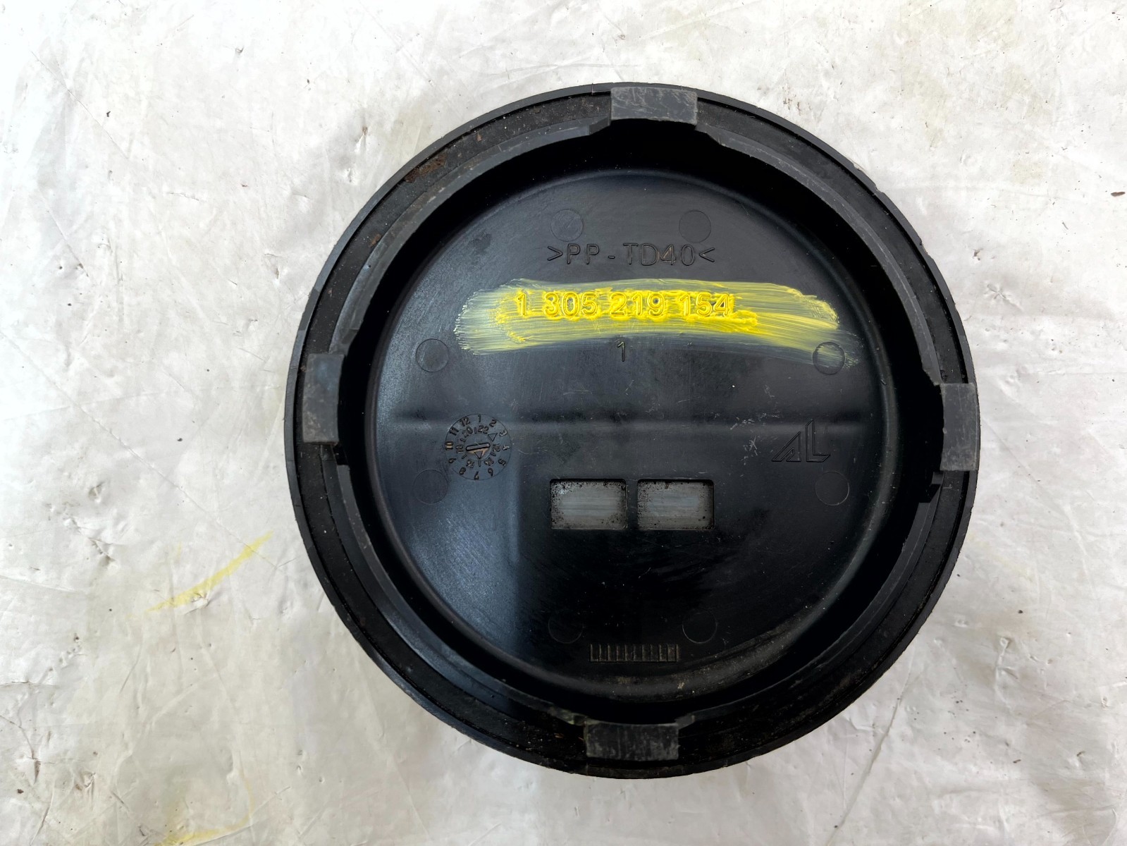 Mercedes-Benz X166 W212 Headlight Dust Cover Cap 1305219154 Genuine