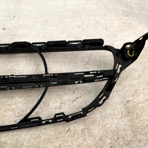 Mercedes C Class W205 AMG Front Bumper Radiator Grille 14-18 A2058881260 Genuine - Image 9