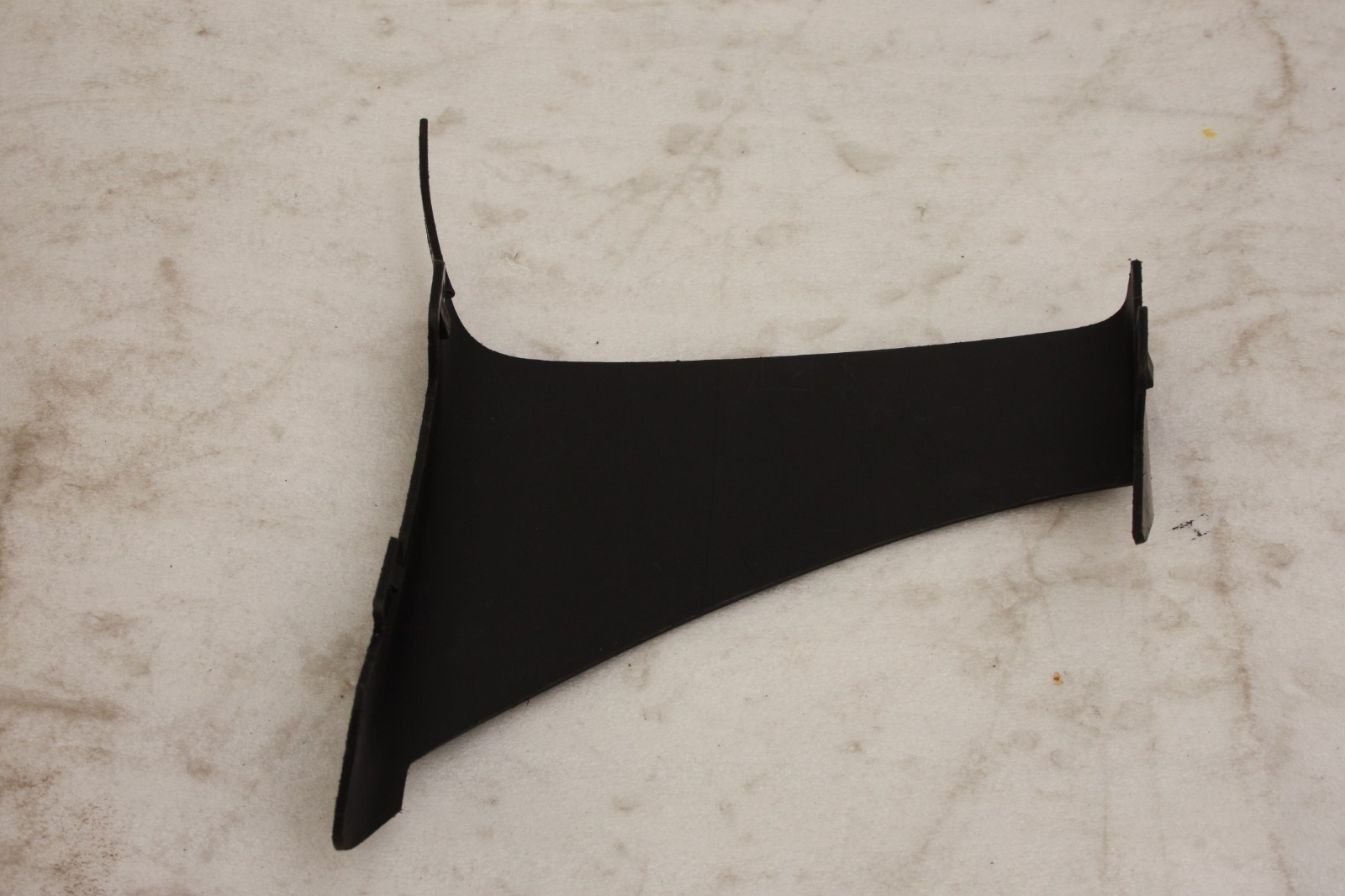 Mercedes C Class W205 AMG Front Right Trim 2014 TO 2018 A2058856802 *DAMAGED*