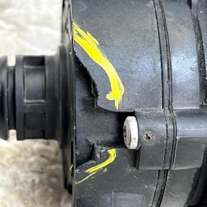 Mercedes C-Class W205 Auxiliary Coolant Water Pump A0005000900 Genuine - Image 8
