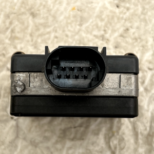 Mercedes C Class W205 Distronic Radar Sensor A0009053111 Genuine - Image 7