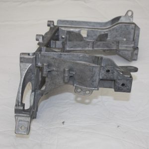 Mercedes C Class W205 Front Left Headlight Bracket A2056221600 Genuine - Image 6