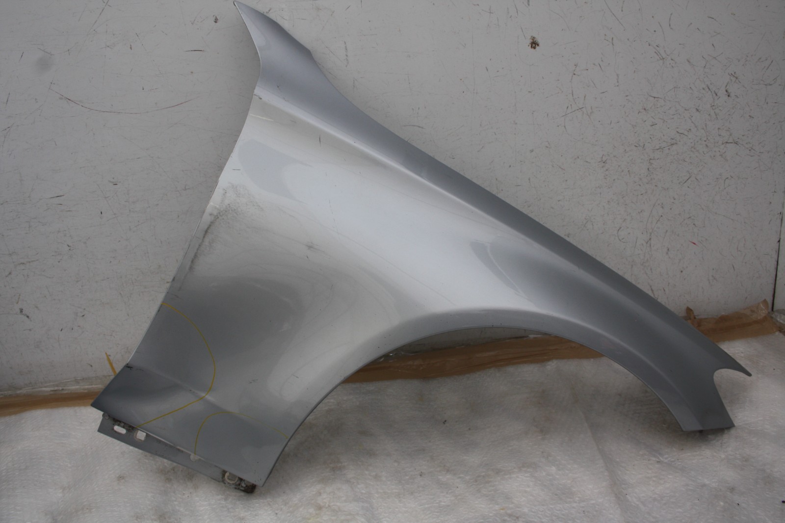 Mercedes C Class W205 Front Right Side Wing 14-22 A2058810201 Genuine *DAMAGED*