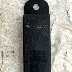Mercedes C Class W205 Keyless Entry Receiver Antenna Module A2059053005 Genuine - Image 3