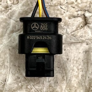 Mercedes C-Class W205 PDC Parking Sensor Loom Plug Connector A0225452426 Genuine - Image 3