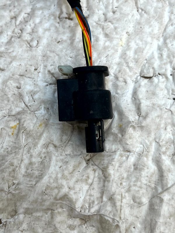 Mercedes C Class W205 PDC Parking Sensor Loom Plug Connector A0225452426 Genuine 4 Mercedes C Class W205 PDC Parking Sensor Loom Plug Connector A0225452426 Genuine 178322095966 5