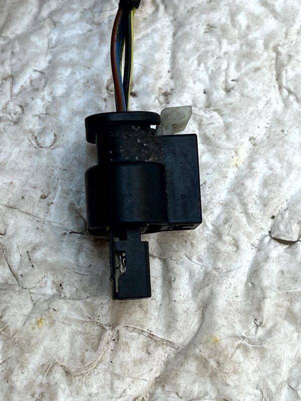 Mercedes C Class W205 PDC Parking Sensor Loom Plug Connector A0225452426 Genuine 4 Mercedes C Class W205 PDC Parking Sensor Loom Plug Connector A0225452426 Genuine 178327888996 5