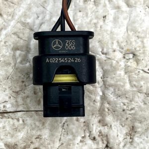 Mercedes C-Class W205 PDC Parking Sensor Wiring Loom Plug Connector A0225452426 - Image 3