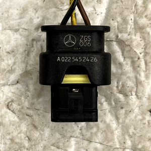 Mercedes C-Class W205 PDC Sensor Wiring Loom Plug Connector A0225452426 Genuine - Image 2