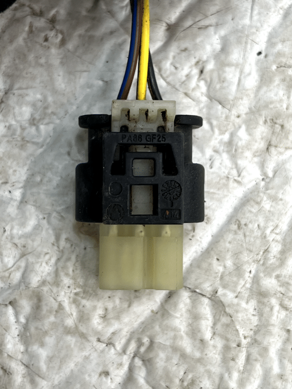 Mercedes C Class W205 PDC Sensor Wiring Loom Plug Connector A0225452526 Genuine 178510567656 4