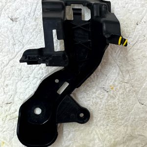 Mercedes C-Class W205 Rear Bumper Right Bracket 2014-2018 A2058850414 Genuine - Image 6