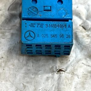 Mercedes C Class W205 Wiring Loom Harness Plug Connector A0255459626 Genuine - Image 8