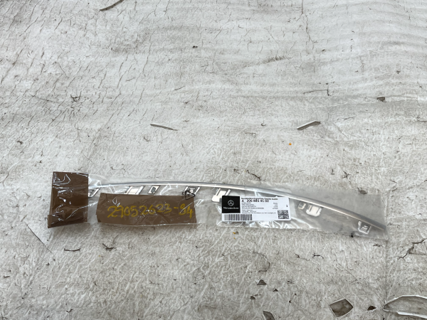 Mercedes C Class W206 Front Bumper Left Trim Moulding 22 ON A2068854102 Genuine 11 Mercedes C Class W206 Front Bumper Left Trim Moulding 22 ON A2068854102 Genuine 178315697256 12