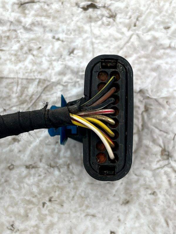 Mercedes C E Class W205 W213 Parking Sensor Plug Connector A0001534524 Genuine 5 Mercedes C E Class W205 W213 Parking Sensor Plug Connector A0001534524 Genuine 178527725546 6
